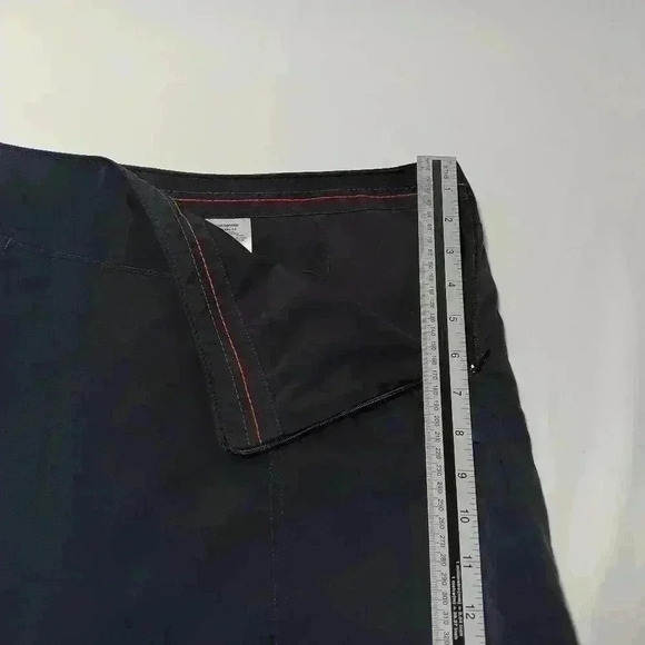 Patagonia  Skort. Ladies size 12 - Picture 6 of 8